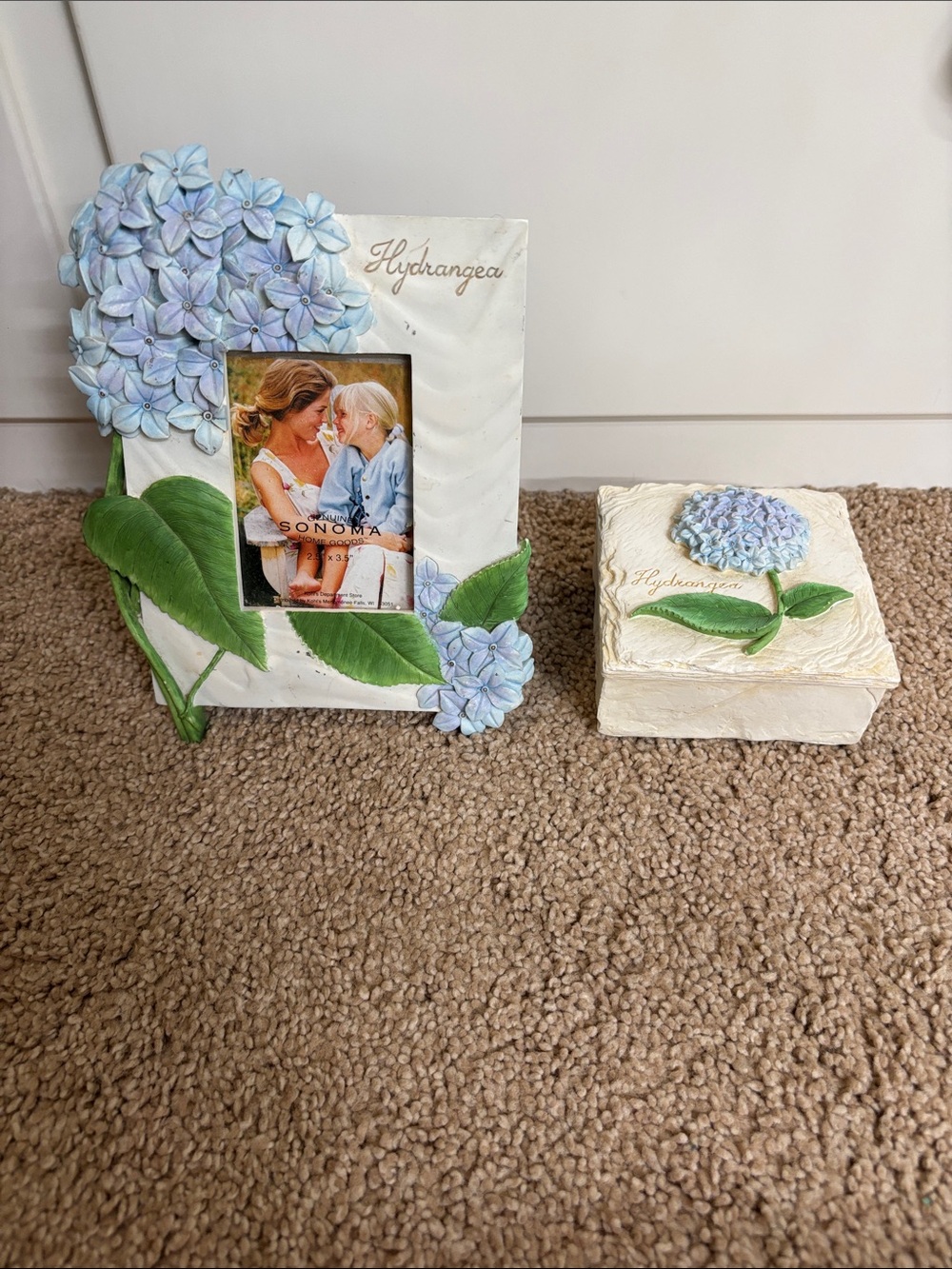 Sonoma Hydrangea Frame and Trinket Box - Pale Blue and Green